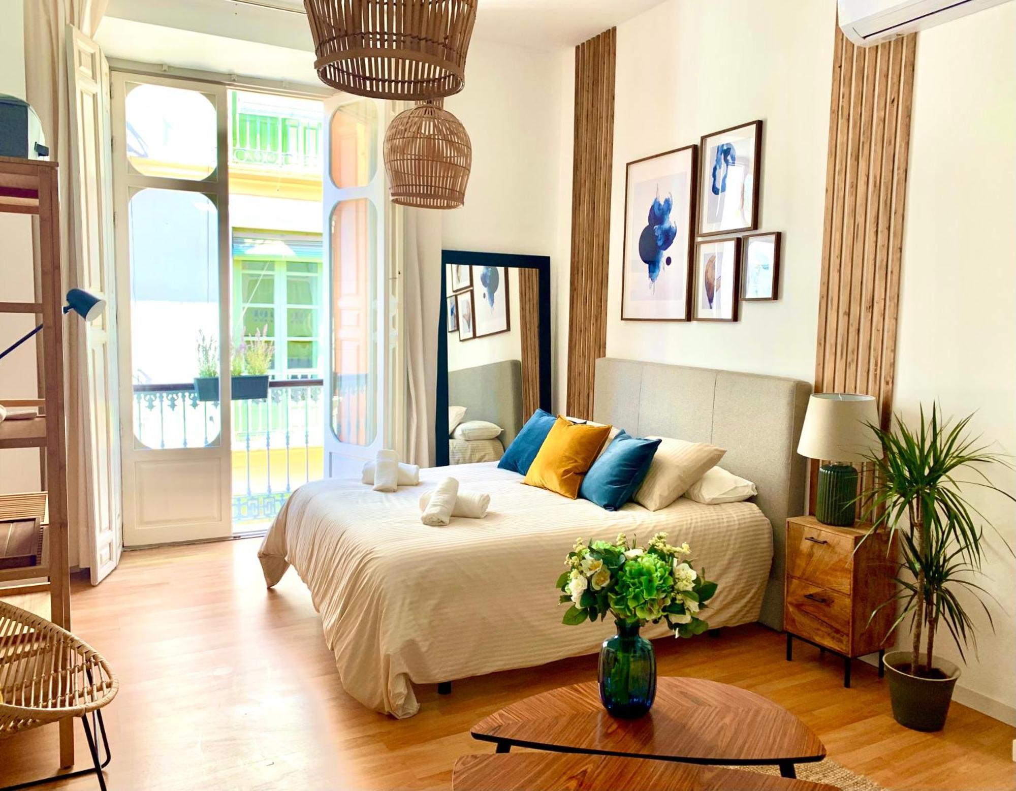 Calderon Iii Deluxe Sinesedesignhomes Appartement